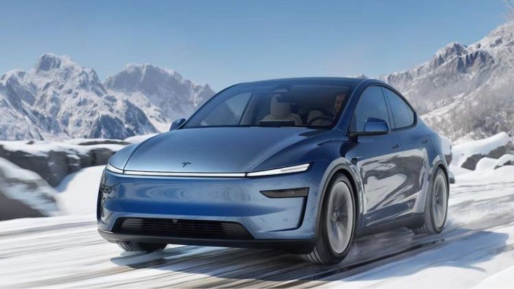 TESLA nuova MODEL Y Design Autonomia e Prezzi