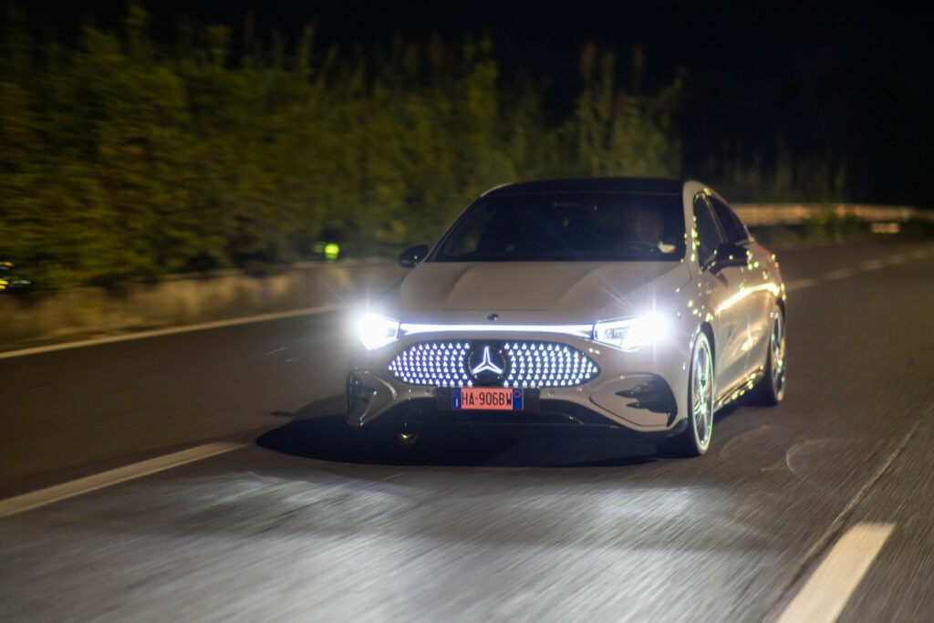 mercedes cla elettrica
